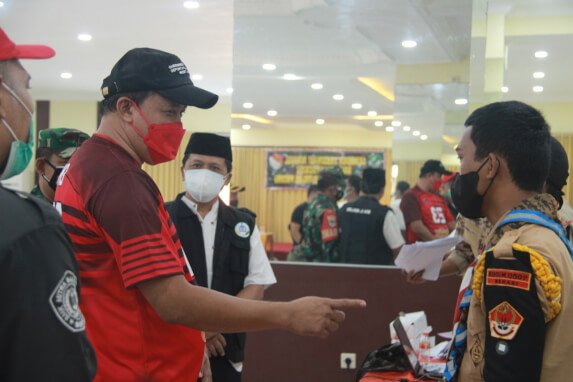 Wakil Walikota Bekasi Tinjau Vaksinasi Oleh Kodim 0507 Bekasi Utara Uritanet.com