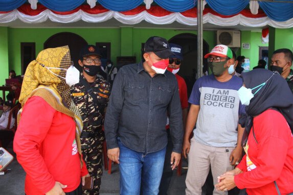 Wakil Walikota Bekasi Meninjau Sejumlah Lokasi Vaksinasi di Kota Bekasi Uritanet.com