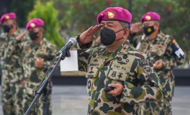Jelang HUT ke-76 Korps Marinir, Danpasmar 1 Ziarah ke TMP Kalibata Uritanet.com