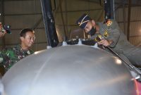 Panglima TNI Meninjau Fasilitas Latihan Penerbang Air Combat Manouvering Instrumentation Uritanet.com