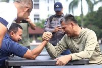 Pangdam III/Siliwangi Gelar Olah Raga Bersama Prajurit dan PNS Dalam Menjaga Komunikasi Uritanet.com