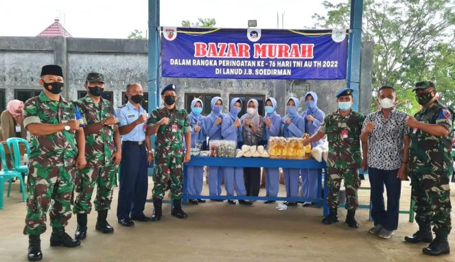 Peringati HUT Ke-76,TNI AU Gelar Bazar dan Layanan Vaksinasi se-Indonesia Uritanet.com