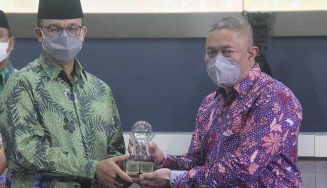 Baznas DKI Anugerahi JNE Perusahaan Terkolaborasi Muzakki Istimewa Award 2022 Uritanet.com