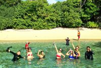 Pulau Eksotis Hijau Tosca Kebiruan "Labengki Surga Tersembunyi" Uritanet.com