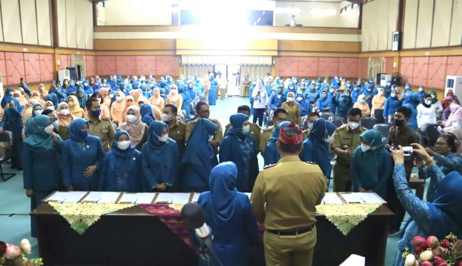 Plt.Walikota Bekasi Lantik Pengurus TP PKK Tingkat Kecamatan Uritanet.com