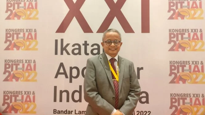 Nofendri Roestam Ketua Umum PP Ikatan Apoteker Indonesia Terpilih Periode 2022 – 2026 Uritanet.com