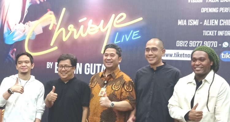 Nikmati Gelaran Konser Unik Nan Apik 'Chrisye Live by Erwin Gutawa' 3 Dekade Balai Sidang Jakarta Convention Center  Uritanet.com