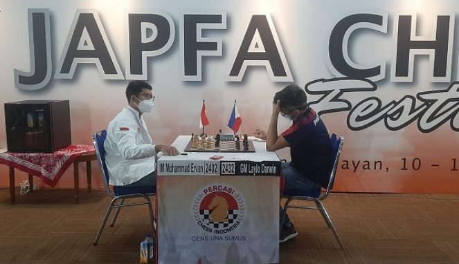 Remis, Mohammad Ervan Atur Strategi Peluang Dalam JAPFA Chess Festival Uritanet.com